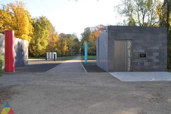 Foto des Gebäudes. Foto des Gebäudes.