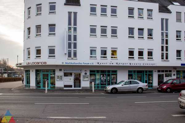 Foto des Gebäudes. Foto des Gebäudes.