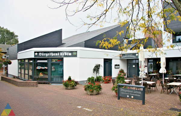 Foto des Gebäudes. Foto des Gebäudes.