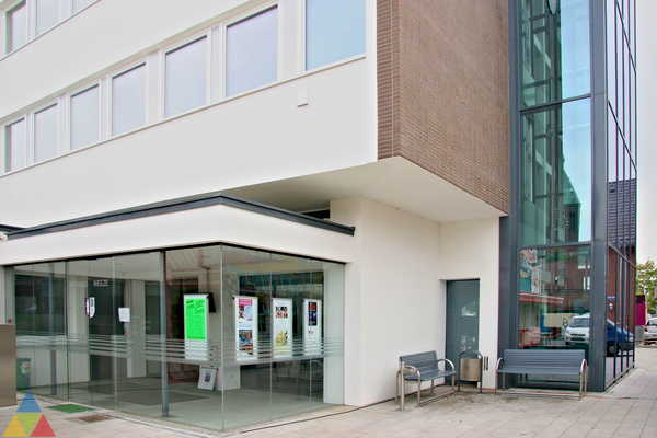 Foto des Gebäudes. Foto des Gebäudes.