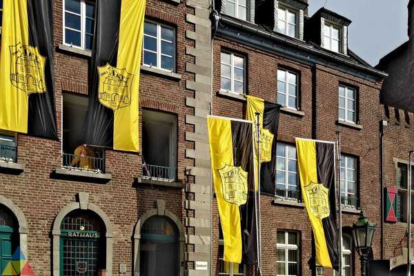 Foto des Gebäudes. Foto des Gebäudes.