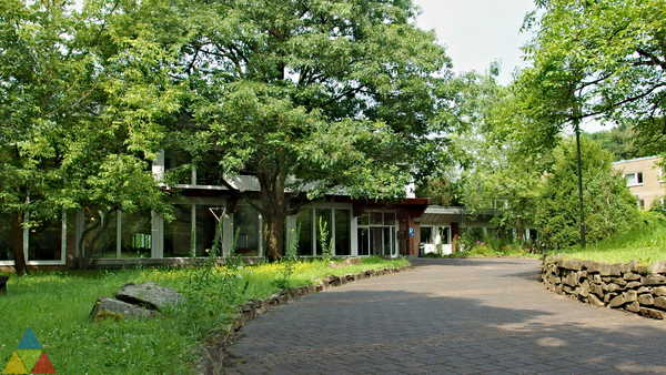 Foto des Gebäudes. Foto des Gebäudes.