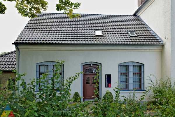 Foto des Gebäudes. Foto des Gebäudes.