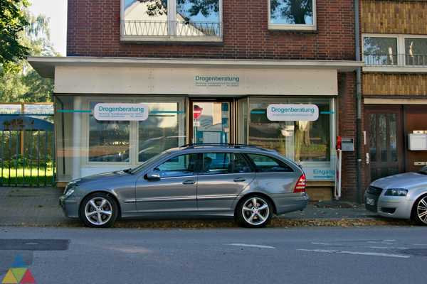 Foto des Gebäudes. Foto des Gebäudes.