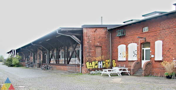 Foto des Gebäudes. Foto des Gebäudes.