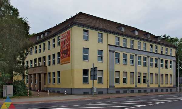 Foto des Gebäudes. Foto des Gebäudes.