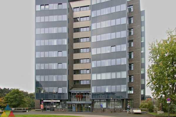 Foto des Gebäudes. Foto des Gebäudes.