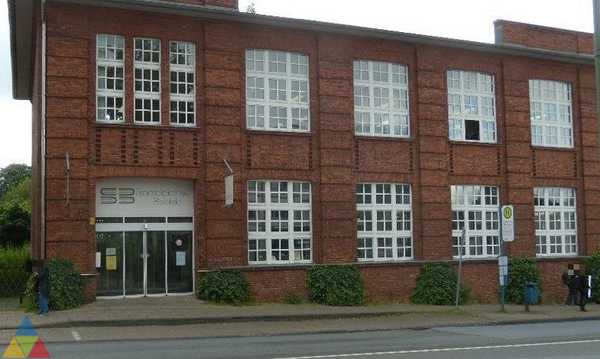 Foto des Gebäudes. Foto des Gebäudes.