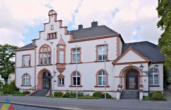 Foto des Gebäudes. Foto des Gebäudes.