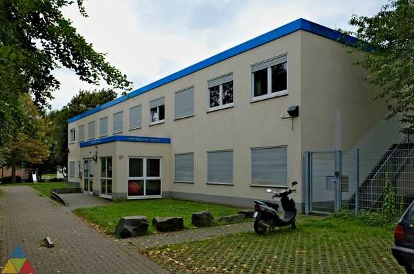 Foto des Gebäudes. Foto des Gebäudes.