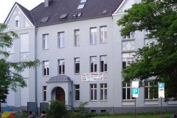 Foto des Gebäudes.