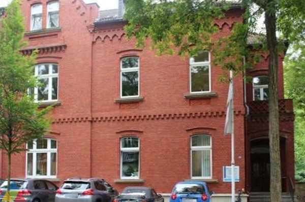 Foto des Gebäudes. Foto des Gebäudes.