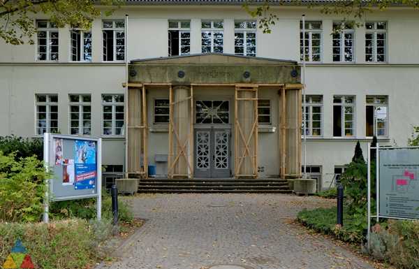 Foto des Gebäudes. Foto des Gebäudes.