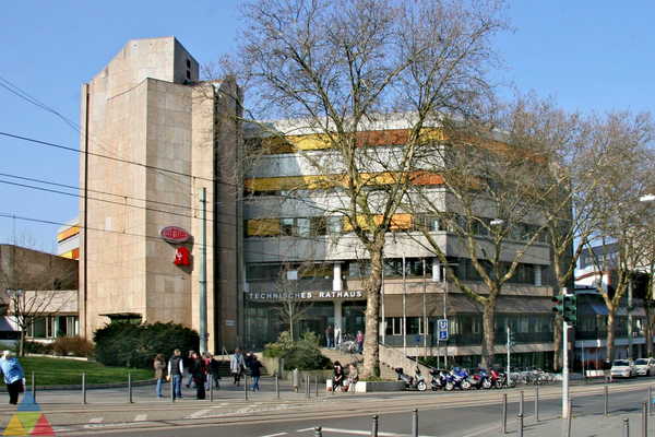 Foto des Gebäudes. Foto des Gebäudes.