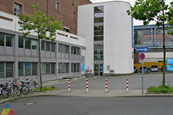 Foto des Gebäudes. Foto des Gebäudes.