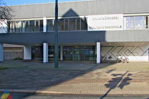 Foto des Gebäudes. Foto des Gebäudes.