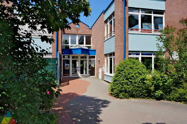 Foto des Gebäudes. Foto des Gebäudes.