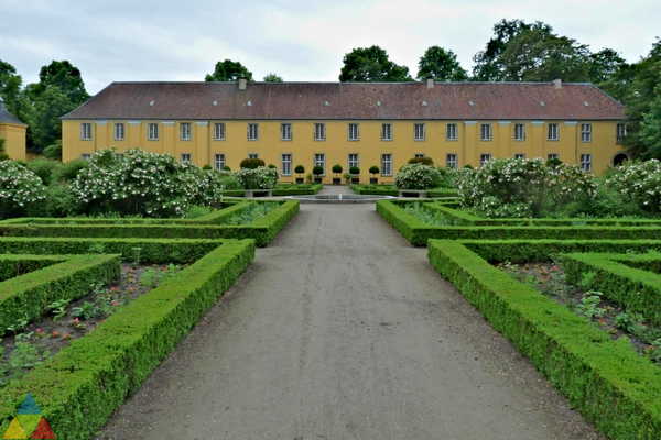 Foto des Gebäudes. Foto des Gebäudes.