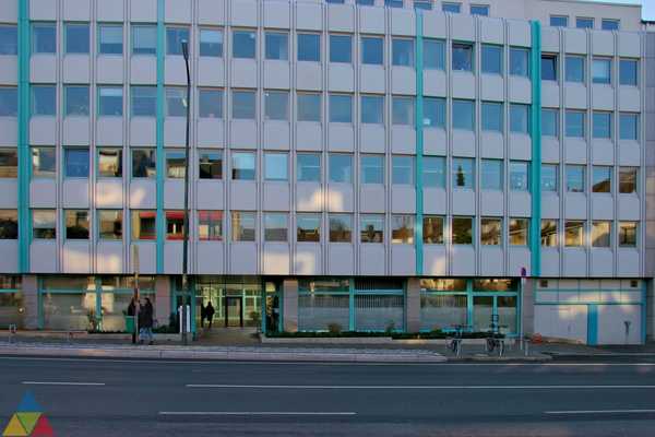 Foto des Gebäudes. Foto des Gebäudes.