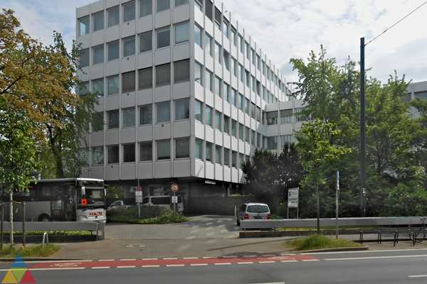 Foto des Gebäudes. Foto des Gebäudes.