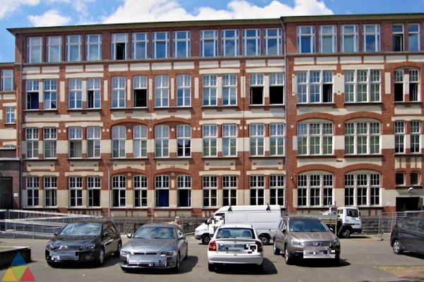 Foto des Gebäudes. Foto des Gebäudes.