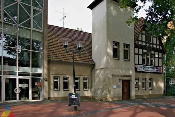 Foto des Gebäudes. Foto des Gebäudes.