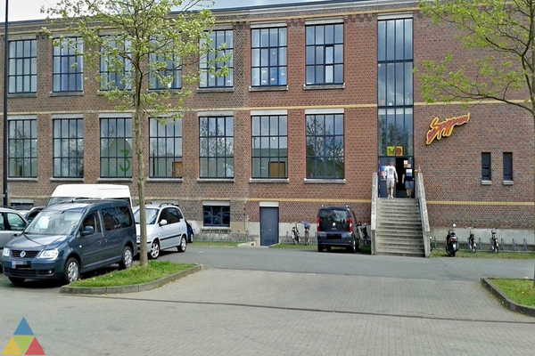 Foto des Gebäudes. Foto des Gebäudes.