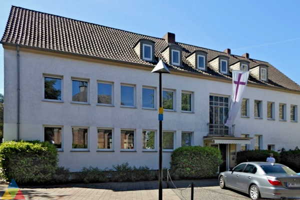 Foto des Gebäudes. Foto des Gebäudes.