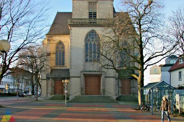 Foto des Gebäudes. Foto des Gebäudes.