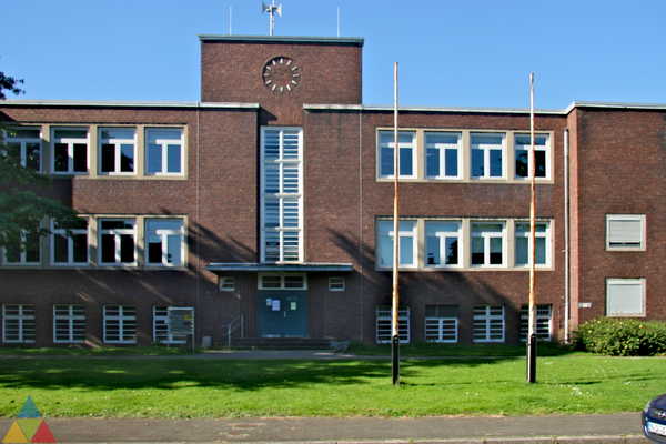 Foto des Gebäudes. Foto des Gebäudes.