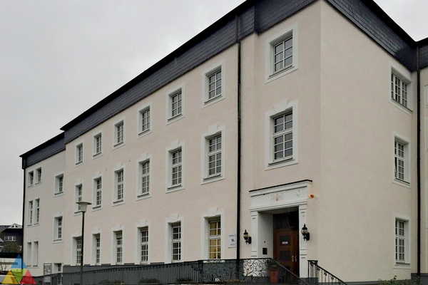 Foto des Gebäudes. Foto des Gebäudes.