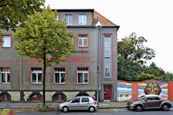 Foto des Gebäudes. Foto des Gebäudes.