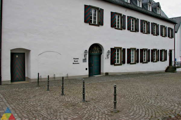 Foto des Gebäudes.