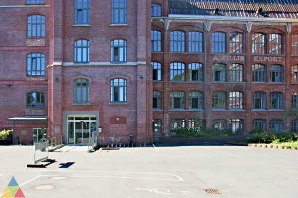 Foto des Gebäudes. Foto des Gebäudes.