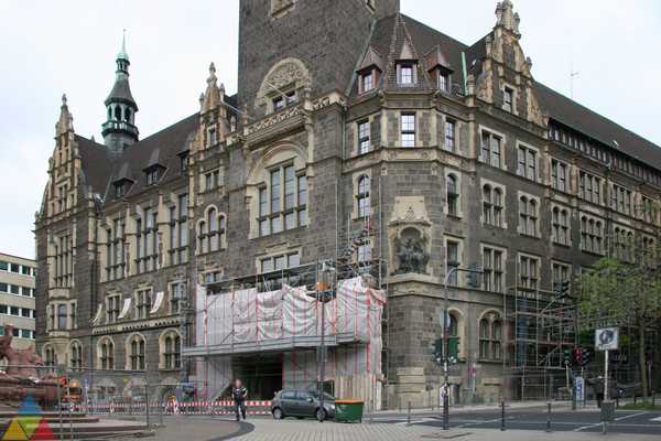 Foto des Gebäudes. Foto des Gebäudes.