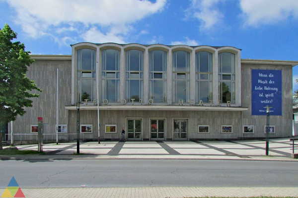 Foto des Gebäudes. Foto des Gebäudes.