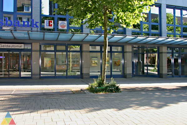 Foto des Gebäudes. Foto des Gebäudes.