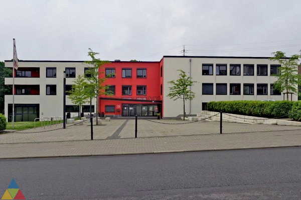 Foto des Gebäudes. Foto des Gebäudes.