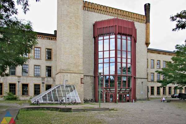 Foto des Gebäudes. Foto des Gebäudes.