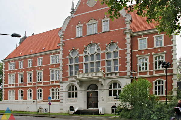 Foto des Gebäudes. Foto des Gebäudes.