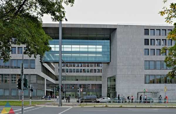 Foto des Gebäudes. Foto des Gebäudes.