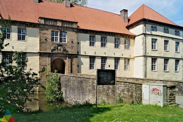 Foto des Gebäudes. Foto des Gebäudes.