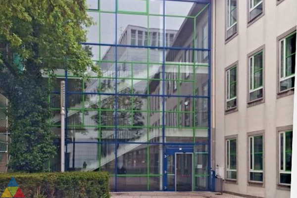 Foto des Gebäudes. Foto des Gebäudes.