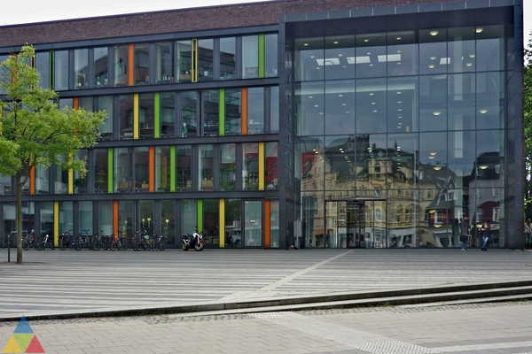 Foto des Gebäudes. Foto des Gebäudes.