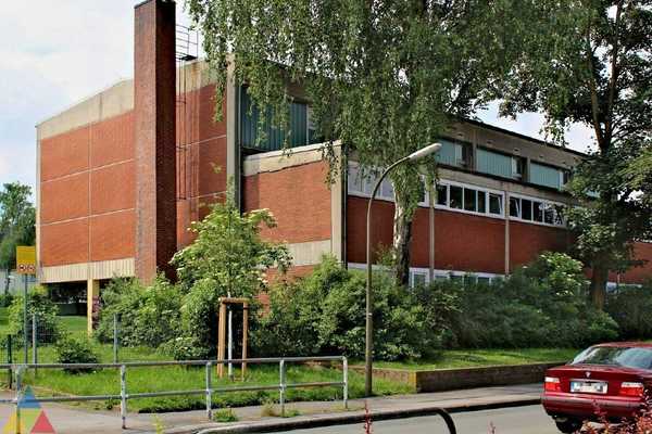 Foto des Gebäudes. Foto des Gebäudes.