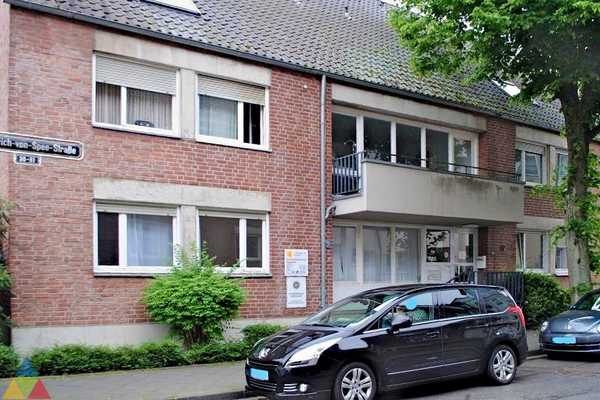 Foto des Gebäudes. Foto des Gebäudes.