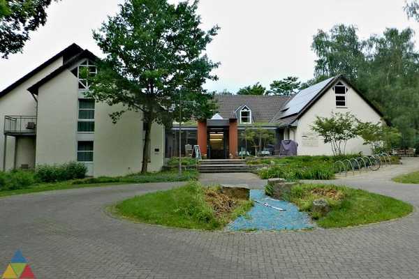 Foto des Gebäudes. Foto des Gebäudes.