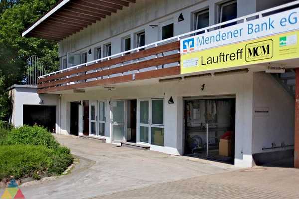 Foto des Gebäudes. Foto des Gebäudes.