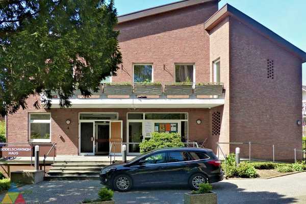 Foto des Gebäudes. Foto des Gebäudes.