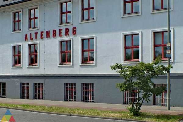 Foto des Gebäudes. Foto des Gebäudes.